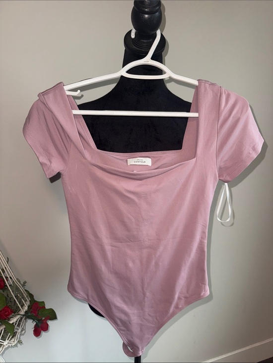 Babaton Tops - Babaton Aritzia Square Neck Bodysuit